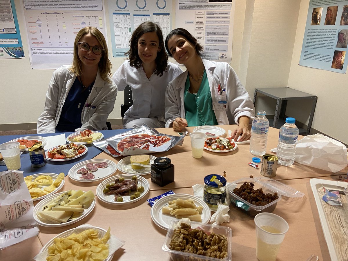 Anna Sánchez (@holaannasanchez) on Twitter photo Nuestra cena de ayer! Excelente compañía 👩🏼⚕️👩🏻⚕️👩🏻⚕️ #DeGuardiaEnNavidad <a href="/Cirugia_HSLL/">Cirurgia Son Llàtzer</a> <a href="/Miamaar/">Mar Escales Oliver</a> <a href="/MartaTasende/">Marta tasende</a> <a href="/SonLlatzer/">Hospital Universitari Son Llàtzer</a> Nuestra cena de ayer! Excelente compañía 👩🏼⚕️👩🏻⚕️👩🏻⚕️ #DeGuardiaEnNavidad <a href="/Cirugia_HSLL/">Cirurgia Son Llàtzer</a> <a href="/Miamaar/">Mar Escales Oliver</a> <a href="/MartaTasende/">Marta tasende</a> <a href="/SonLlatzer/">Hospital Universitari Son Llàtzer</a>