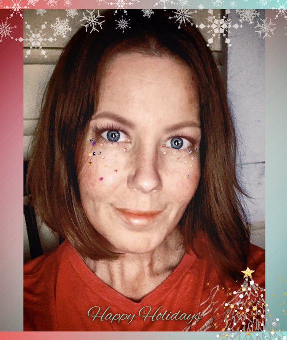 #HappyHolidays 🎄 https://t.co/xDXpS4itUV<a href="/tag/happyholidays"class="tags">#HappyHolidays</a>