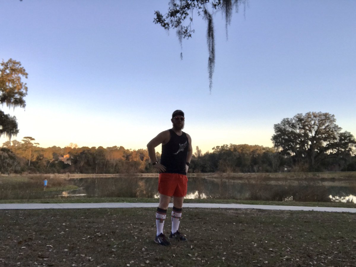 wortholomew's tweet photo. After a nice #Christmas a.m. &amp; afternoon w/@biggirl_biggoal &amp; the boy, I took new gear for 5K &amp; the closest thing we’ll have to a white Christmas. ⛄️
😉
😂

#Fitness #teamnuun #HSHive #GoSpeedy #RunBlueRidge #KeepItTight #SquirrelsNutButter #RunningReckless #RunChat #IHeartTally https://t.co/PF30kXmSvk