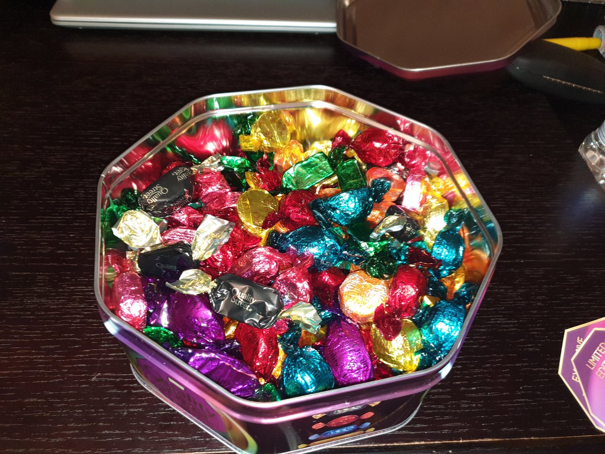 RLeBonTennant's tweet photo. And here's what I got from my aunt for Christmas this year, lots of chocolate. To be exact,a personalised Quality Street tin from John Lewis, a Freddo faces moneybox &amp; some Orange Lindor. 😃🤣😍😘🍫💙💖👍🏼
#ChristmasChocolate #ChristmasDay #QualityStreet #FreddoFaces #OrangeLindor https://t.co/TTam0PPfvm