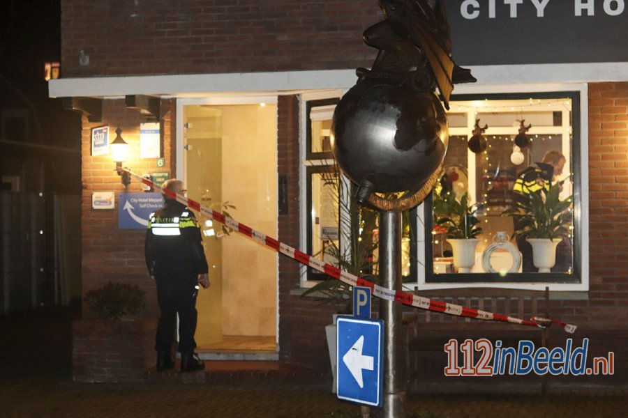 Overvaller hotel in #Meppel gaat er op fiets vandoor. 112 in Beeld.