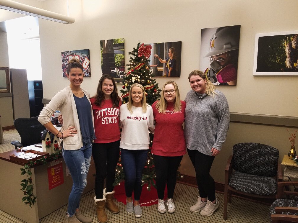 Merry Christmas from Student Life! 💚❄️❤️