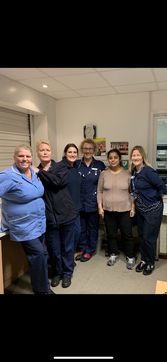 DogsGinny's tweet photo. Happy Christmas from Bassetlaw GP Out Of Hours Team https://t.co/aYHXXnc08X