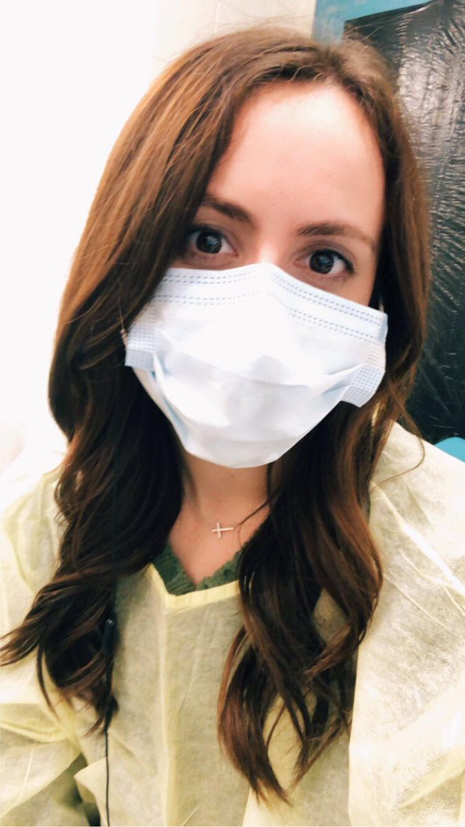 LayoDana's tweet photo. Sometimes #gradschool can be hard. I missed Christmas with my family this year so I wouldn’t miss crucial experiments. Sometimes we have to sacrifice, but having a good work life balance means I’ll be enjoying the rest of my holiday (once I leave lab😂) #phdchat #labselfie https://t.co/F1XnsN7vZq