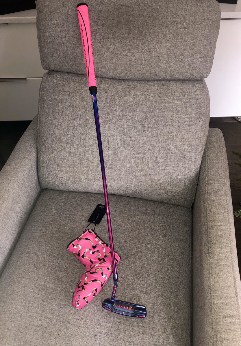 BellajoyGolf's tweet photo. Happy Holidays! Santa brought me this amazing Scotty Cameron putter designed by Kick Ass Clubs ❤️ https://t.co/VWNQee9eMl