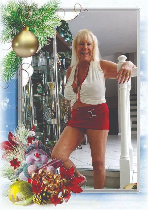 May all your Christmas dreams come true.  Love to you all!💋💋💋 https://t.co/QFXB0ynWnn<a href="/tag/hothiheels"class="tags"><span>#hothiheels</span></a><a href="/tag/dine_billy"class="tags"><span>#dine_billy</span></a>