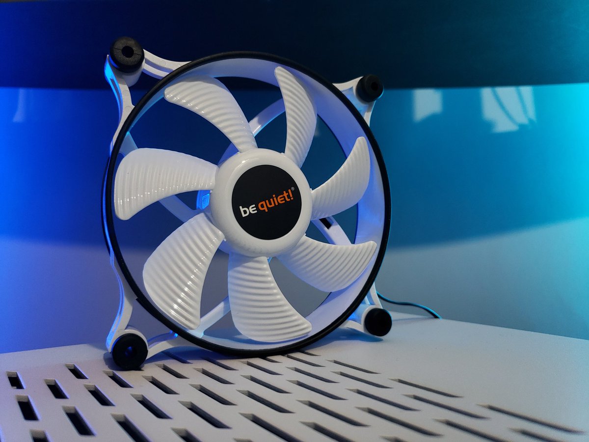 EnviousMods's tweet photo. The new @bequietofficial Shadow Wing 2 White fans look so amazing!
#bequiet #enviousmods #pcmodding #CES #CES2020 #shadowwings2 #ONE #ONEmod https://t.co/mzsANXrl4n