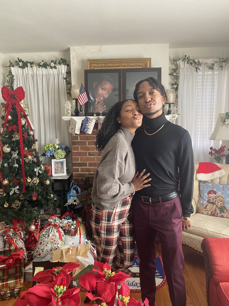 callmeakil's tweet photo. 🎅🏿 https://t.co/VLgQsZtkEL