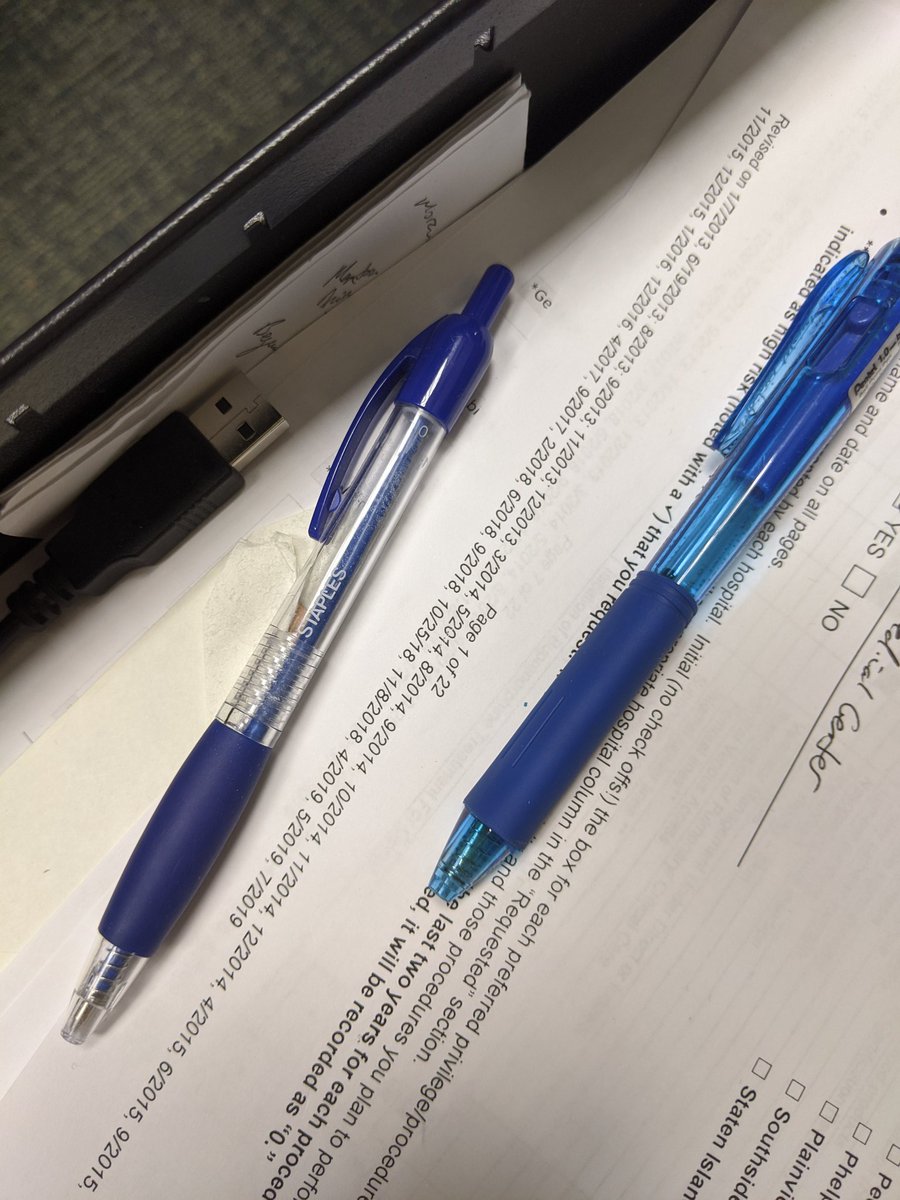 EMIMDoc's tweet photo. Started the day off with zero pens, ended with two. Consider it a win. #christmasshift https://t.co/7xdrcyFAPO