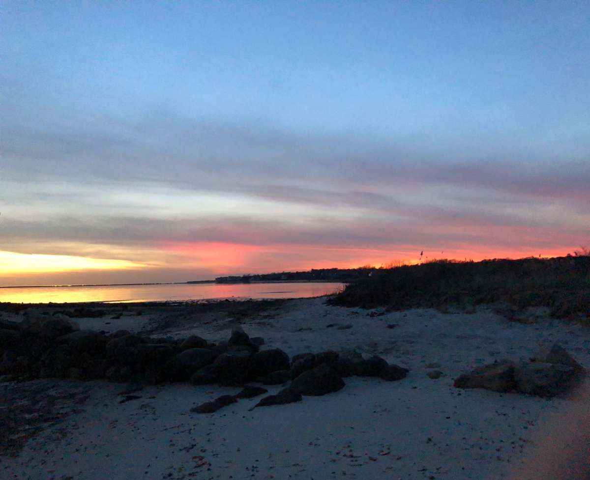 Sunset over Hyannisport MA, Merry Christmas 🎁 to all &amp; wish you a happy &amp; healthy 2020