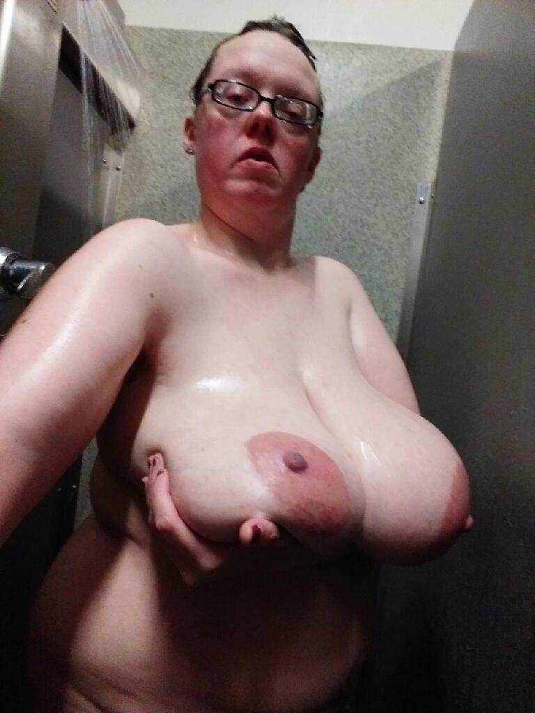 Fbombmom tweet media