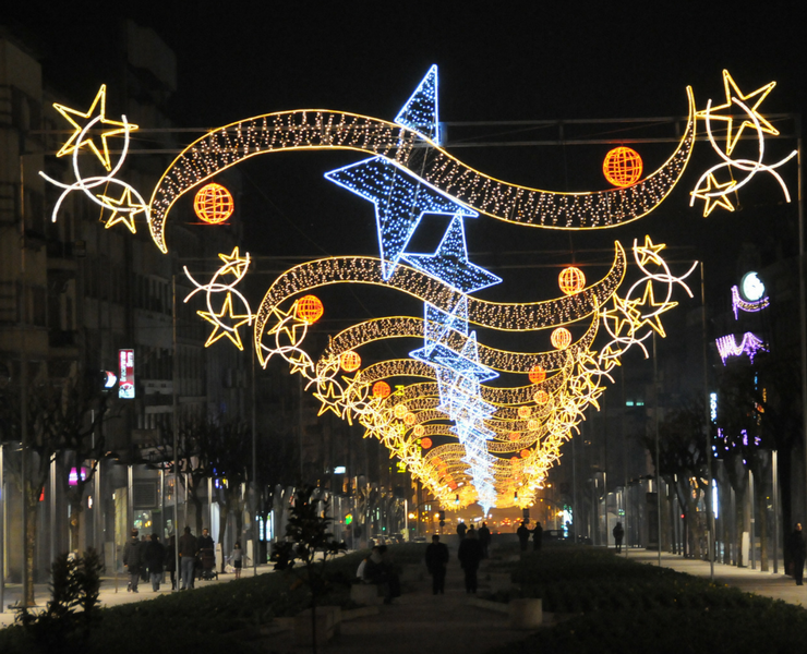 alentejo_1970's tweet photo. #Christmas in #Portugal city of #Braga 🌟 https://t.co/h8edHhi8RL