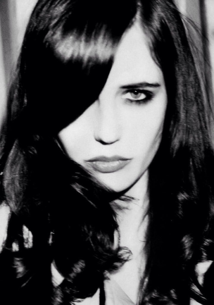 evagreenpost's tweet image. 