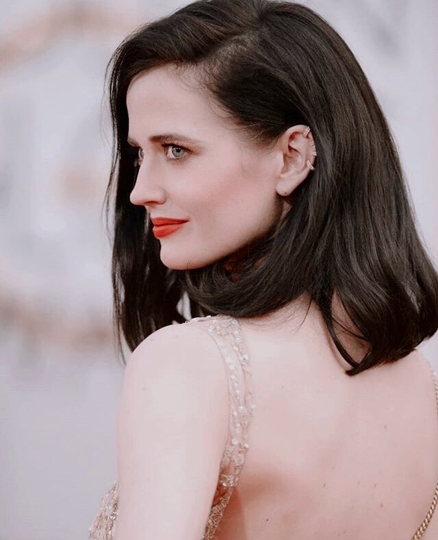 evagreenpost's tweet image. 