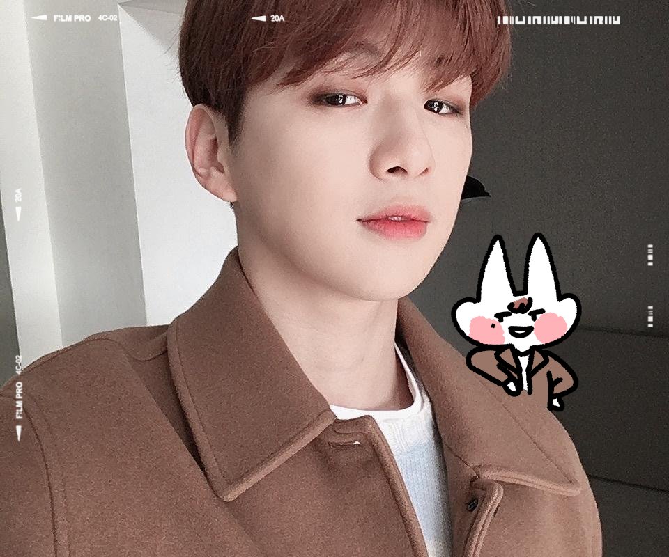 dankerbot's tweet photo. 굿 녤모닝!! 🌻
아침 선물 고맙다녤🤩🤸힘 업!↗️↗️

#강다니엘 #팬아트 
#KangDaniel #Fanart https://t.co/jeYMQQ59pz