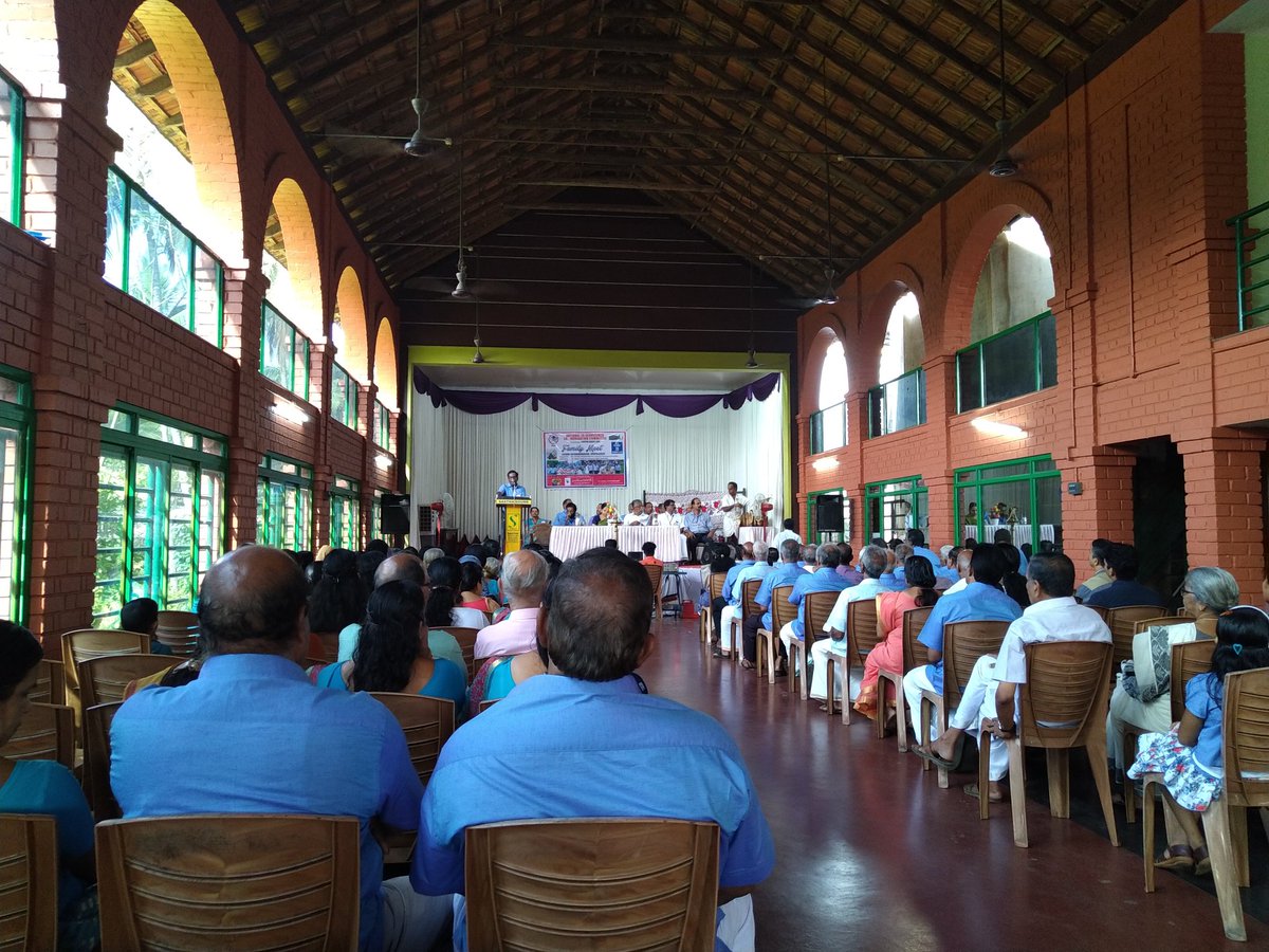 cherrymp's tweet photo. Attending #NExCC Cherpulassery Unit's Family Meet.
#cmpworks on 🏖️ https://t.co/0AcKUHijDM