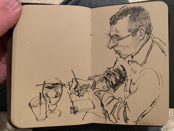 Some guy who founded #urbansketchers 