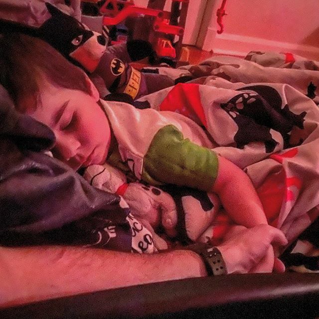 MichaelLong38's tweet image. It was such a long day of building toys, rearranging rooms, and making up Declan’s new Batman bed. Obviously, this guy was super excited and all over the place as I was trying to get everything done and was getting on my last nerve, but at the end of the… ift.tt/2ZotDzd