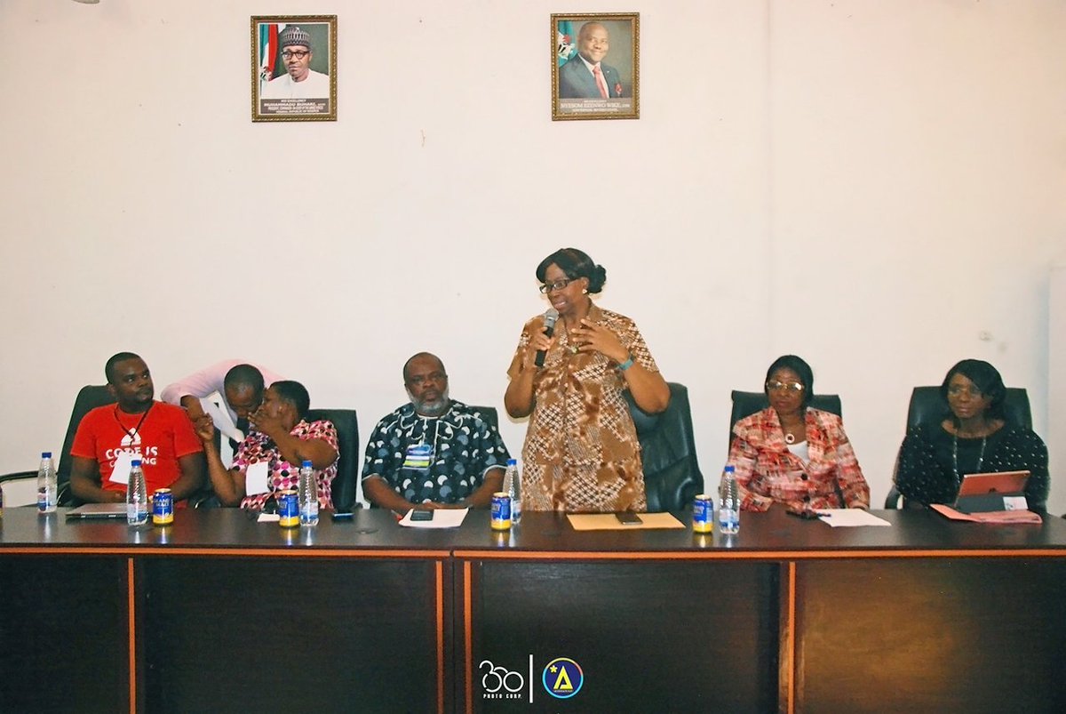 Acceleratehubng's tweet photo. AG. VICE Chancellor
RIVERS STATE UNIVERSITY
PROFESSOR OPUENEBO BINYA OWEI
At the Tech Event Hosted by @Acceleratehubng
Opportunities in Tech For Females
#OITF
#womenintech https://t.co/w9iPn2bcit