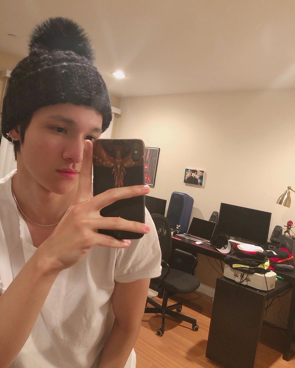 all4muel's tweet photo. 191226 인별 업데이트 (1/2)
From | https://t.co/8ivYEDd8SN

"우리 가넷 ~ Merry Christmas 🥰🎄"

#사무엘 #Samuel #サムエル #김사무엘 #KimSamuel
#인별백업 https://t.co/u7sb7YaSKj