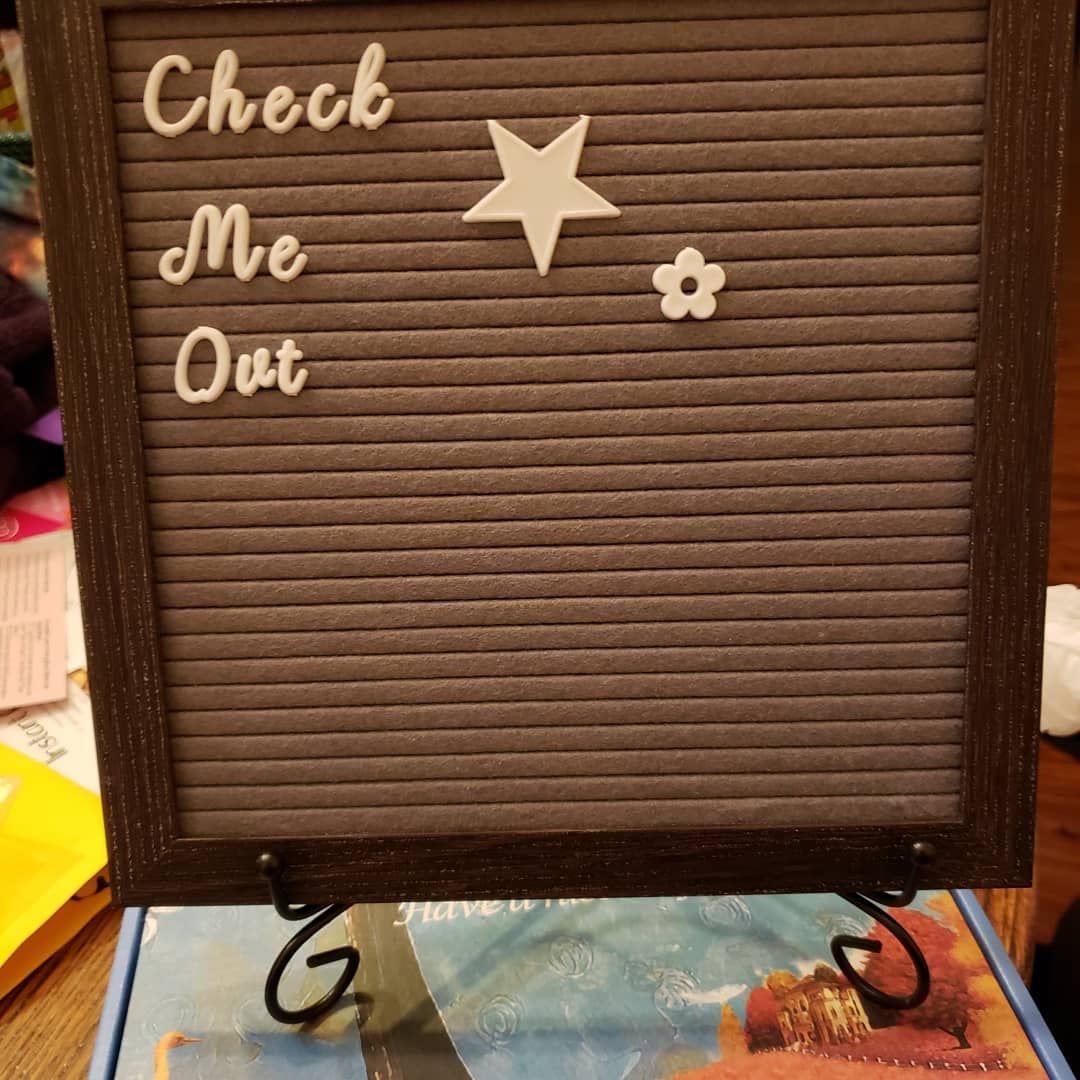 Derbynerdette's tweet photo. This letter board has a metal frame which makes it look so nice and clean. The letters come in a great organizer which cuts down on my hunting when trying to write something.  https://t.co/FCoZtJiQAA. Full disclosure, I received this at a discount from Tomoson. https://t.co/nyFlKNklgO