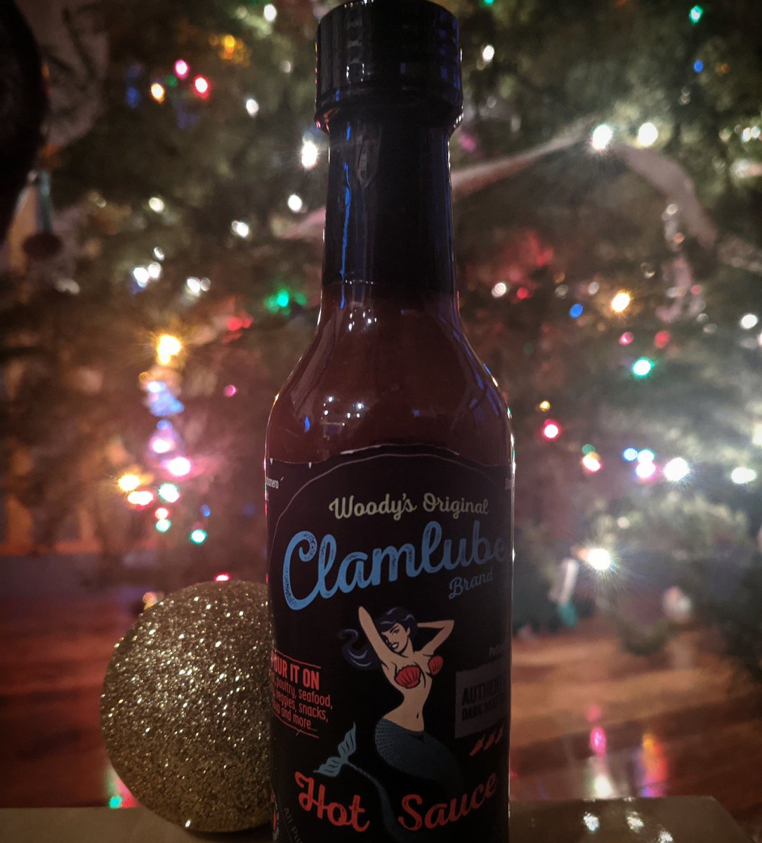clamlube's tweet photo. 🎄 Merry Christmas to all and to all a good 😴. https://t.co/hMxoxmsG9d