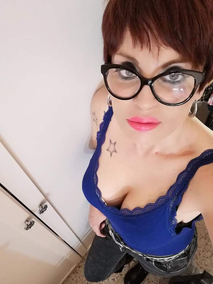LadySuicida2's tweet photo. Ho cambiato la foto 📸 del profilo. ❤️ https://t.co/qrSUkZS0Ka