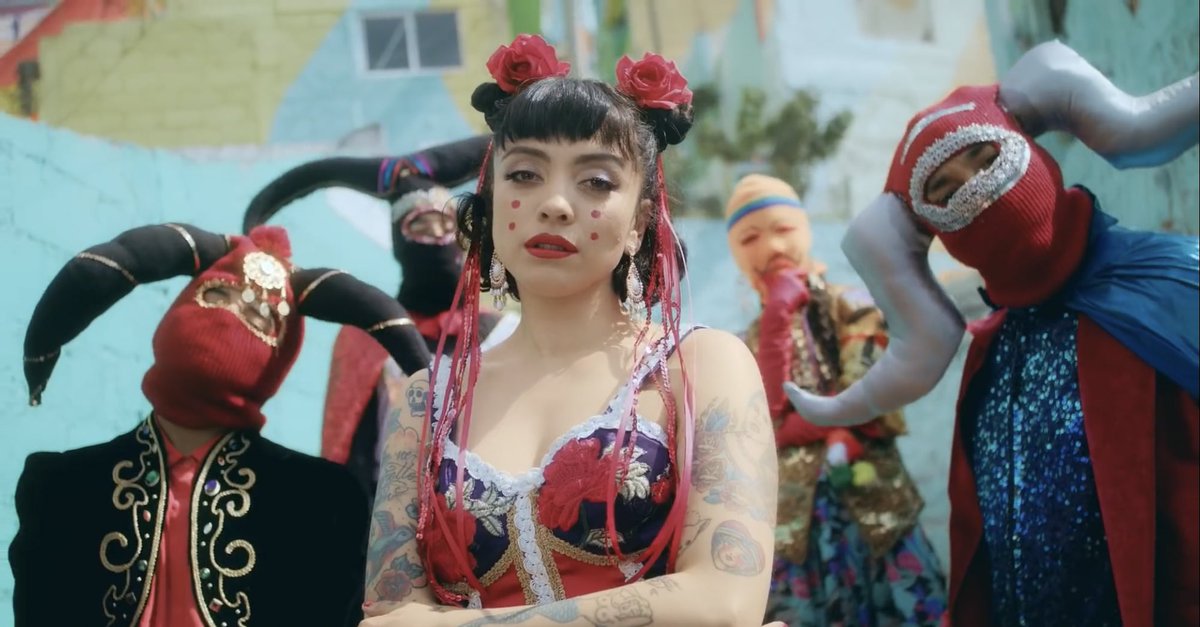 LeidyVillafuer7's tweet photo. Desafortunadamente la maldita desigualdad es el origen de todos los movimientos, @monlaferte se expresó sobre esta mierda de sociedad que habitamos.https://t.co/KoVdHgllyB #StreamPlataTaTa #12DiasdeNaviMon @itspancha @LOSDESIEMPREMX https://t.co/kSRkypdRiF