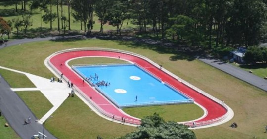 PanamaPatin's tweet photo. @EstrellaOnline: El patinaje carece de escenarios para poder crecer

La pista que se encontraba en el área de estacionamientos de la arena Roberto Durán fue demolida por el anterior director de @PANDEPORTES, Mario Pérez

https://t.co/agAf7ND9ya https://t.co/asy3accQZ1