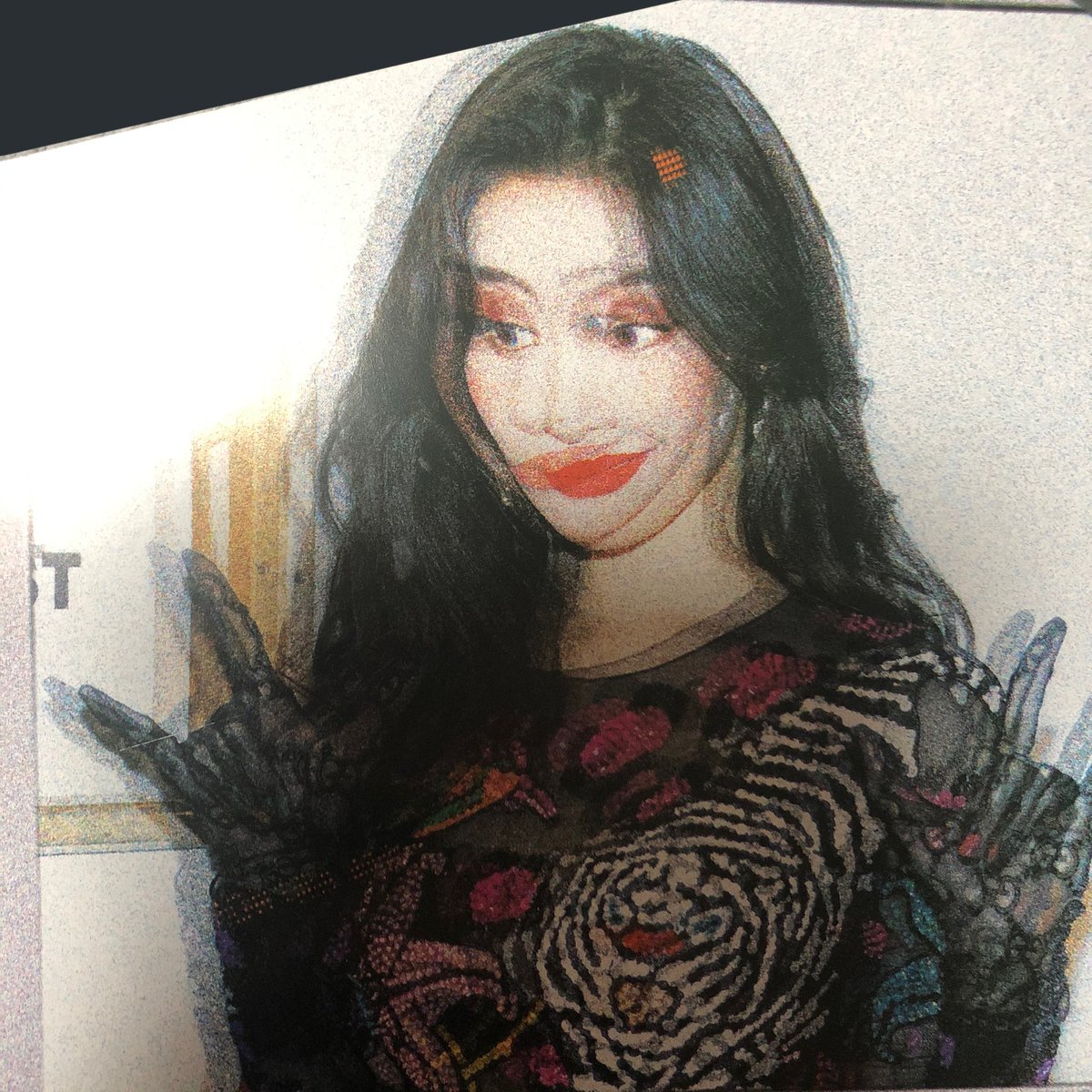 h_miyya's tweet image. 약간 가시나포토북이 생각나기도 하고 그냥 예뿌다 넘,, 디자인은 진짜 딱 내스타일 😭❤️