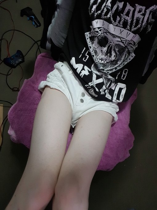 🖤🤘 https://t.co/c7KygLkuQ0