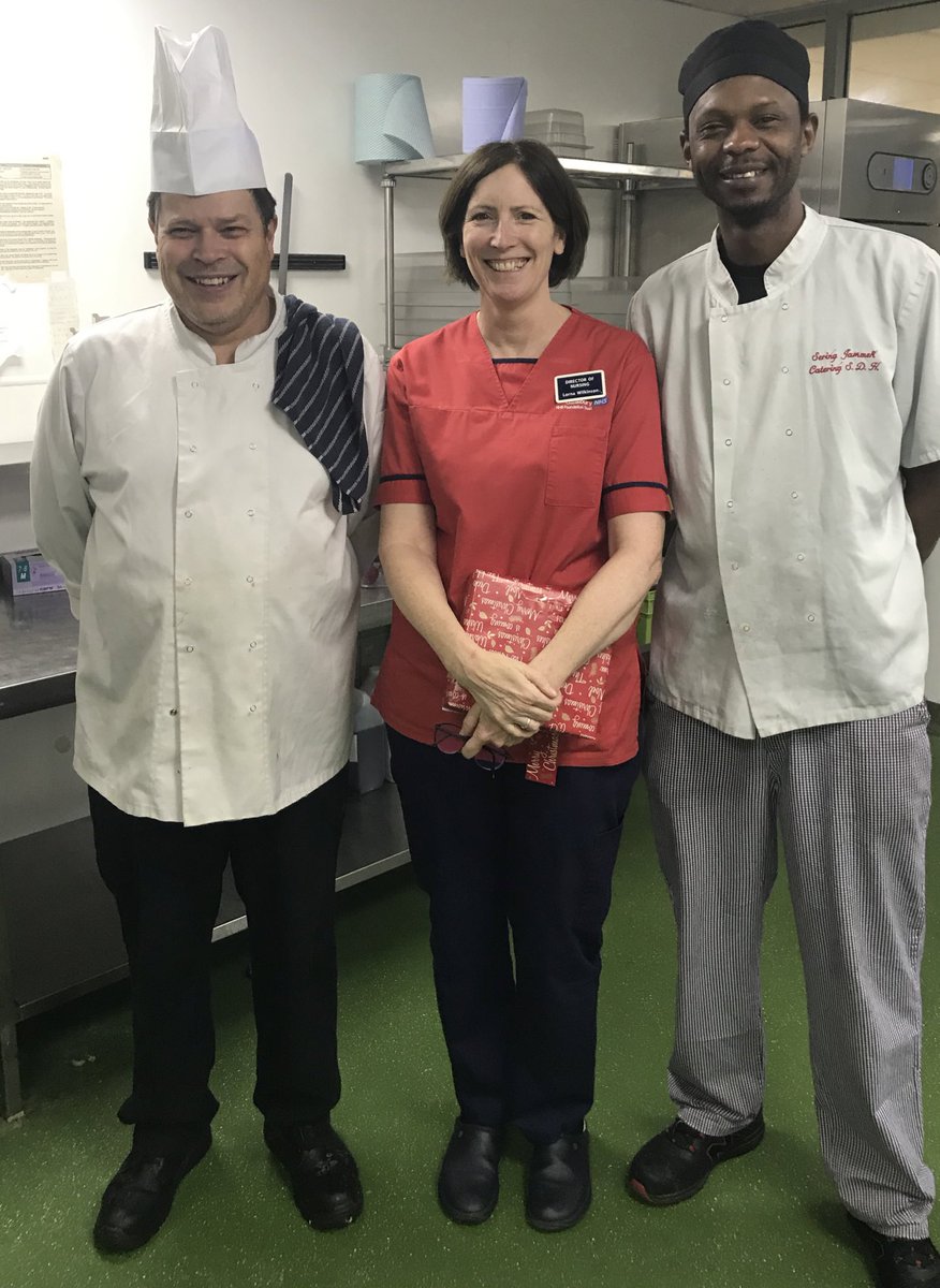 Off around the hospital to wish everybody a merry Christmas @lornawilko @CaraCBCEO <a href="/SalisburyNHS/">Salisbury Hospital</a> <a href="/AndyHyett/">Andy Hyett</a>