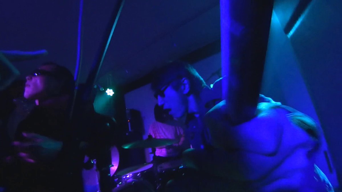 2019.12.21.POP PIZZA 1周年記念パーティーでのライブを
Radio music Halsickさんが動画をあげてくれました❣️
youtu.be/aE0HodlvO9E
youtu.be/vDi4m6WenYo
youtu.be/40LLa6SNBt4