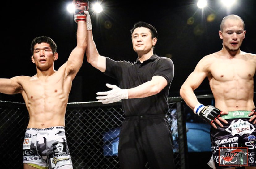 nave_mma's tweet photo. @mazafight_japan 様
ありがとうございます✨ 2
松場 貴志/ALIVE
※第2代 GRACHAN フライ級王者
vs
NavE/正道会館 GRAND-SQUARE JAPAN
※第3代 GLADIATOR フライ級王者
#写真 #ギャラリー
#Photo #gallery #mazafight
#GLADIATOR #GRACHAN #mma
#GRANDSQUARE #NavE #oss @ Mie Prefecture https://t.co/6kJQqeEmLU