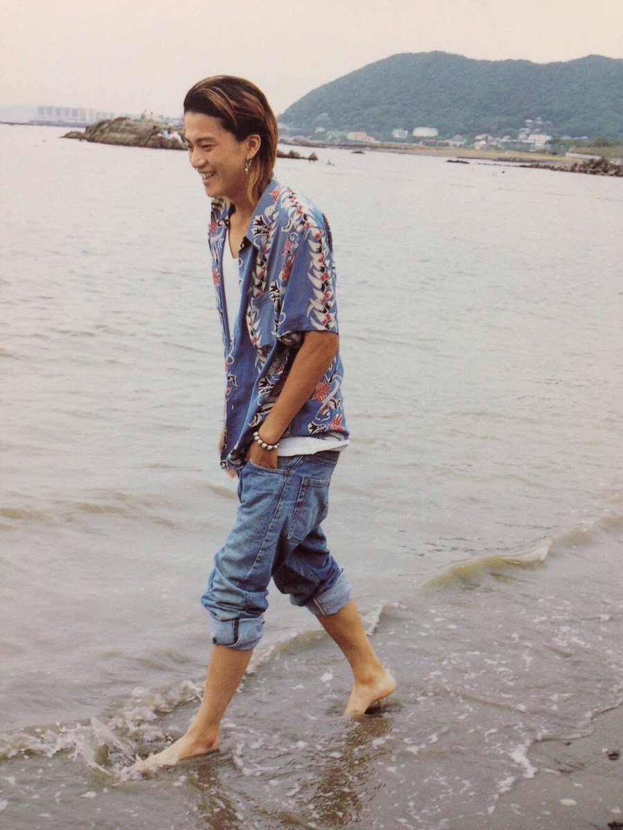 ____shun1226's tweet photo. 小栗旬くん❕
お誕生日おめでとう ( ^o^ )✩

今年は会えなかったので
来年は 絶対会いたいな〜🥺💭
毎日忙しんだろーけど、お体きをつけて
お仕事頑張ってください 🙌
37歳 おめでとう🎊 大好きですうう 👼💗 https://t.co/sTotAxMGis
