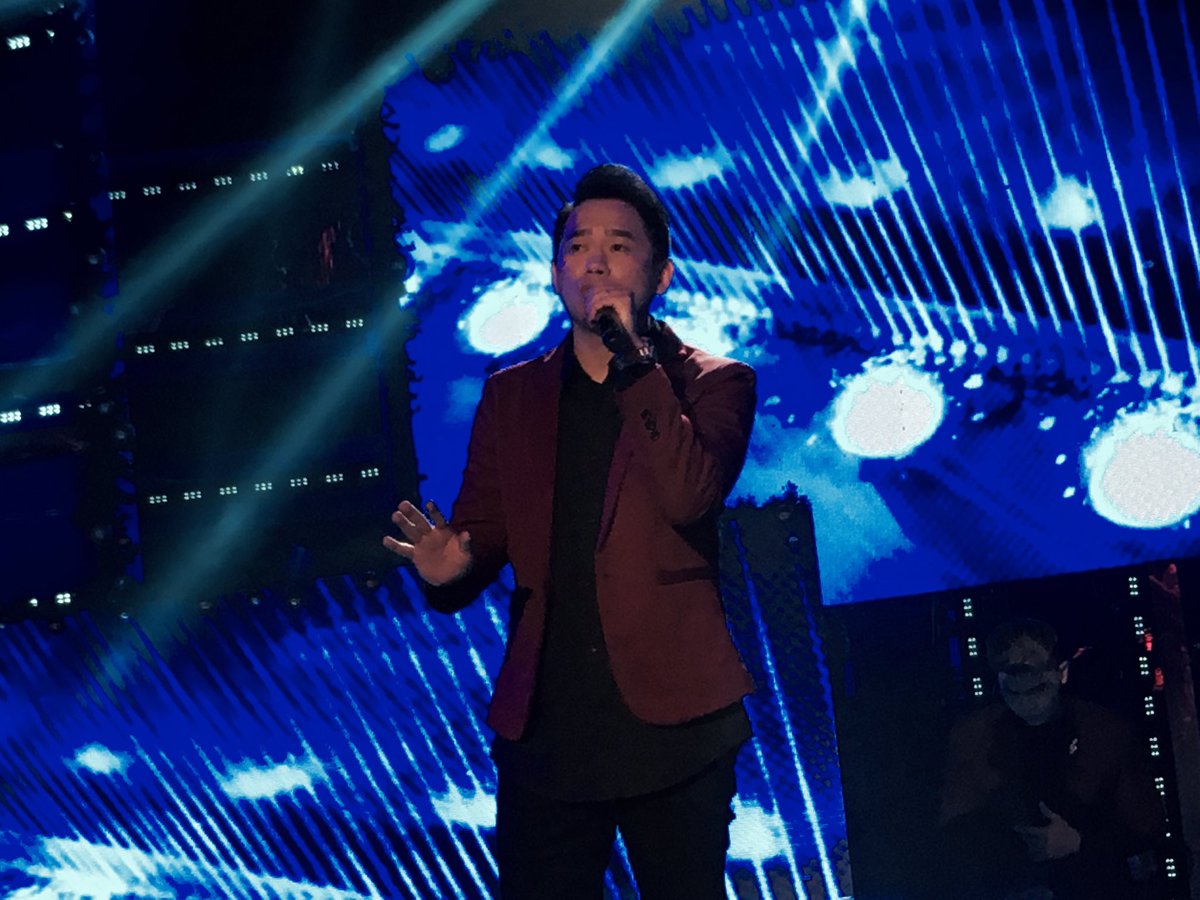 itsShowtimeNa's tweet photo. Our TNT All Star Grand Resbak Champion, Mark Michael Garcia! #ShowtimePaskuhan https://t.co/X6hAo6Vrwv