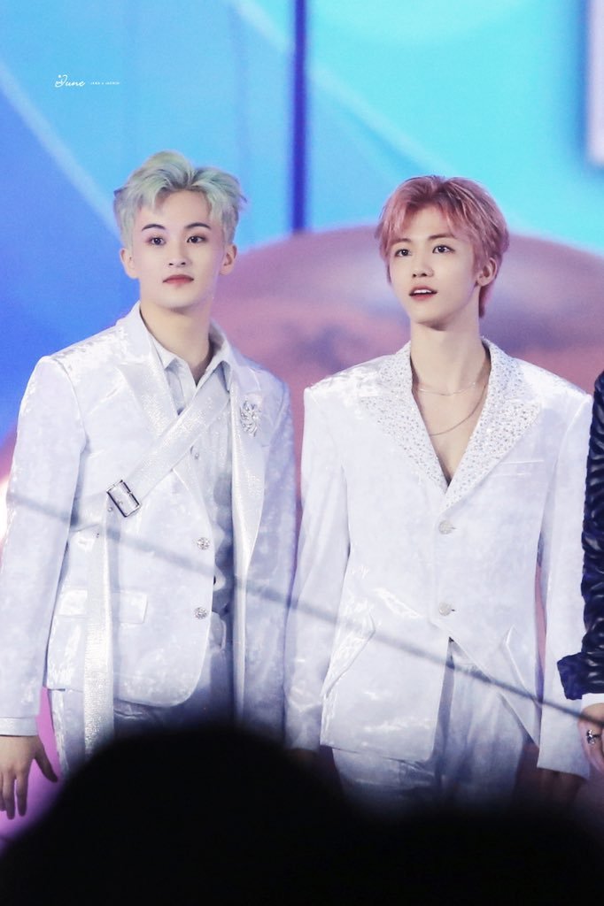 marklee5935's tweet photo. โมเม้นมีสิ้นปีนี้ หวีดยันปีหน้าค่ะ   #markmin https://t.co/Sy6HOFRL0F