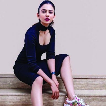 AdityaTKRAY_FC's tweet photo. Getting offers for digital, says Rakul Preet 💃

She has also been hearing scripts for projects for the digital space.

https://t.co/Tle5uPulM0 https://t.co/syJhDtPrRg