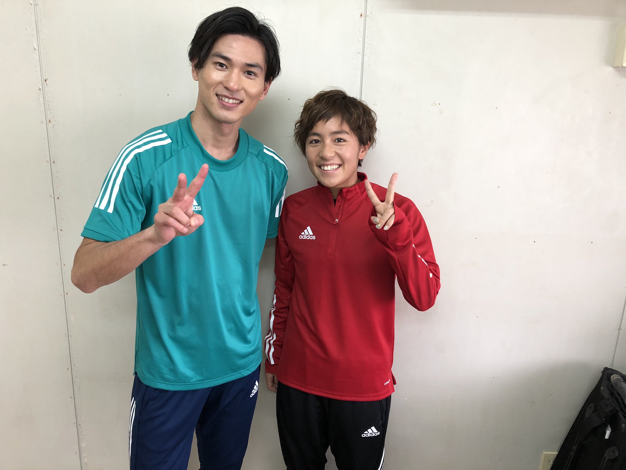Mana Iwabuchi 岩渕真奈 Adidasの撮影 Liverpoolかっこいいな 頑張ってねー Adidas T Co Zaji15scfu Twitter