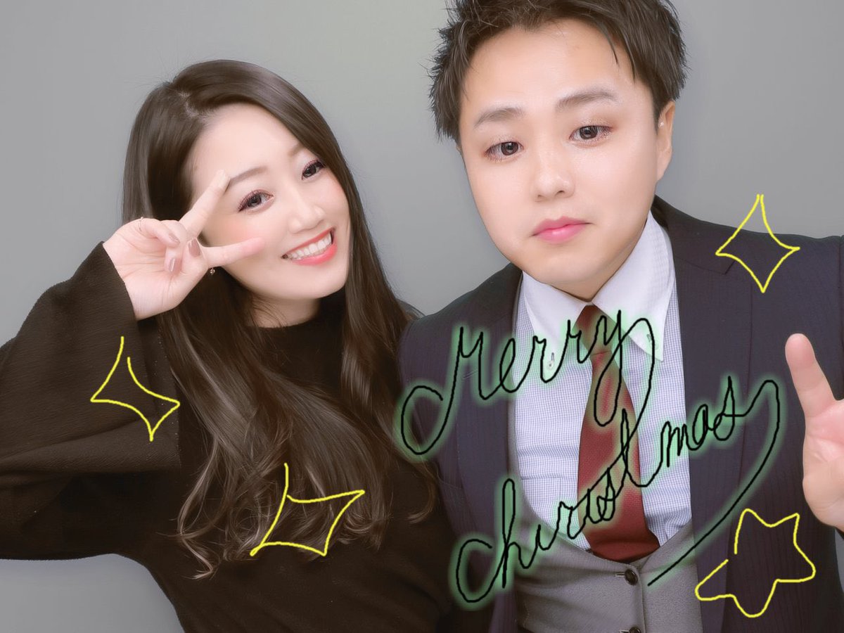 __ex__yy's tweet photo. プレゼント交換でこれ貰ったんは、財布や時計より嬉しいかもしれん🥺
2回目のクリスマスも楽しかった😊
今日から愛用しまくります🧐👍

#ヘアビューロン
#4Dplus
#ChristmasDinner
#グランフロント https://t.co/qgporHaIS8