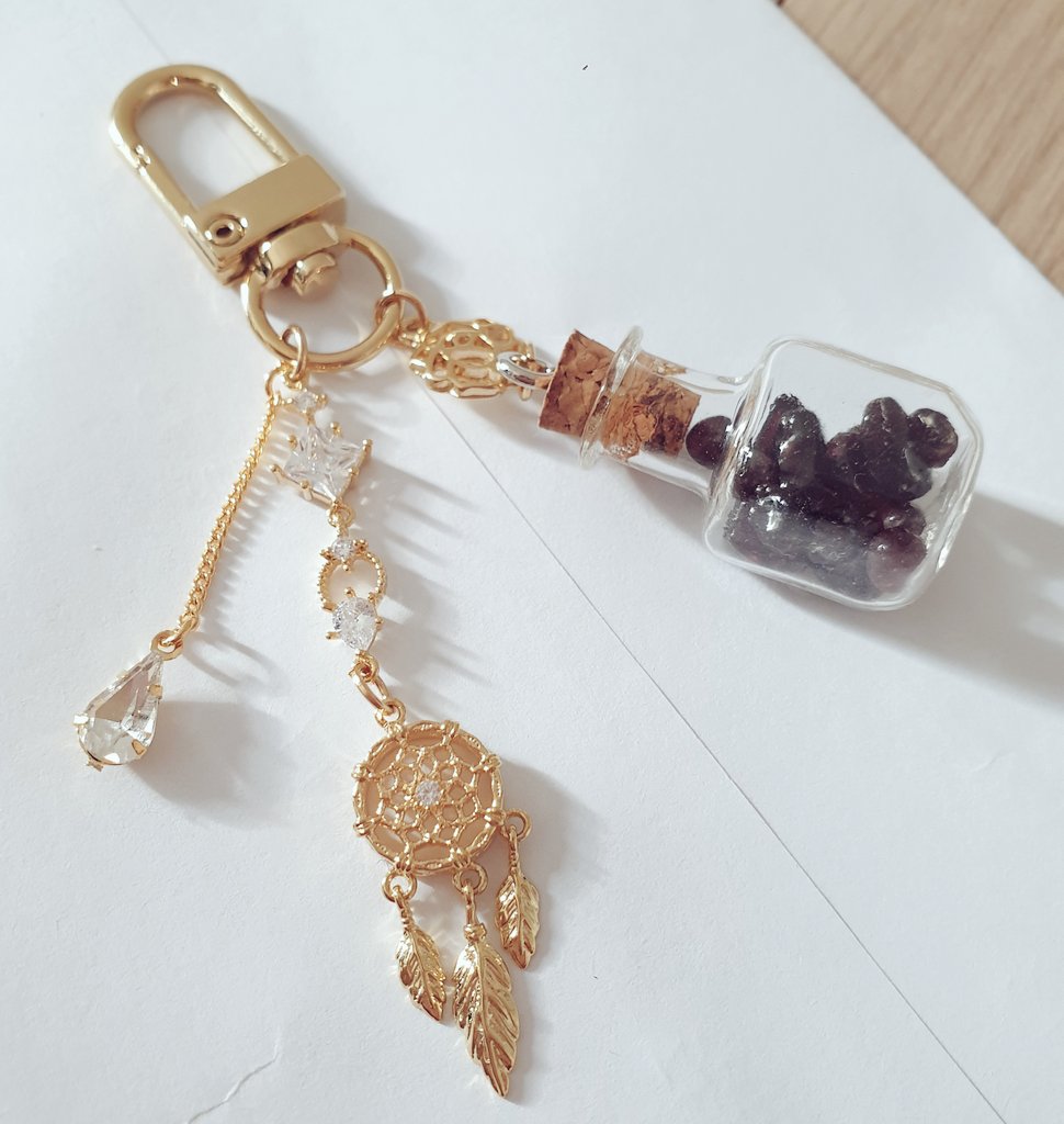 🌹Dream Bottle🌹

러브 앤 프로듀서의 이택언 테마로 작업한 미니 키링입니다.

가격 15000원
구매 및 문의는 DM으로 부탁드립니다.