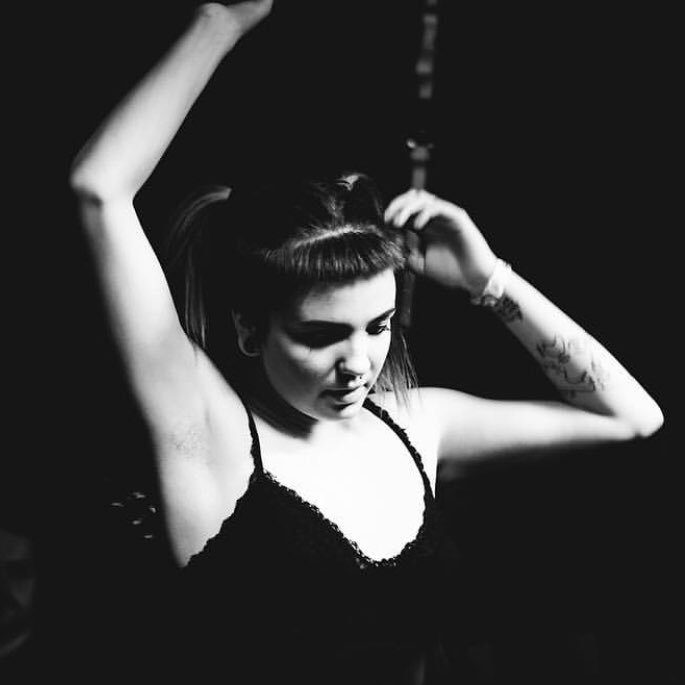 Is it too late now for you to see me?

When I'm breaking at the seams...