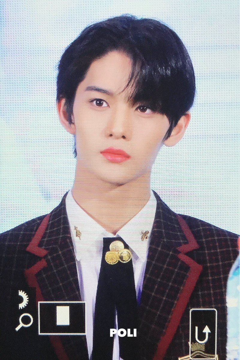 POLI_BAE's tweet photo. 191226 청도 팬싸인회
#배진영 #BAEJINYOUNG #CIX
오늘 왕자님재질 미쳐따 https://t.co/TZfu2xr1aY