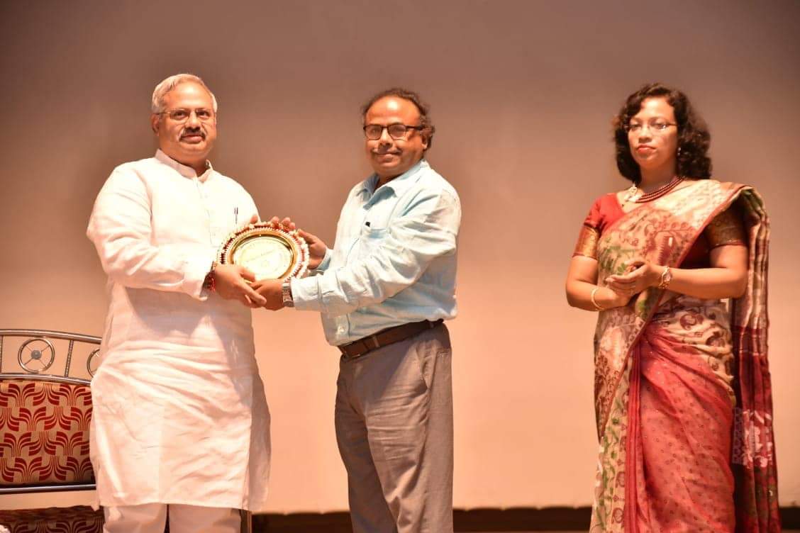anandamoyc's tweet photo. जन्मदिन की हार्दिक शुभकामन��एँ, @SunilAmbekarM सुनिल जी। https://t.co/kA1IwZUm6F