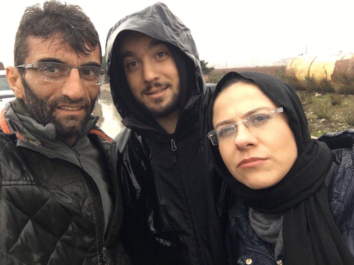 MehmetFarukYUCE's tweet photo. #islib #yagmur sa bombardimandan kacanlar camur icerisinde ac acikta yeni hayat hikayeleri. ayrintilar @trtworld ve @trthaber ekranlarinda @gokhangokce68 @damlaburceler @eken_yasin @memisakcam @hasan_arber #trtworld #trthaber https://t.co/ZeerGn2iDc
