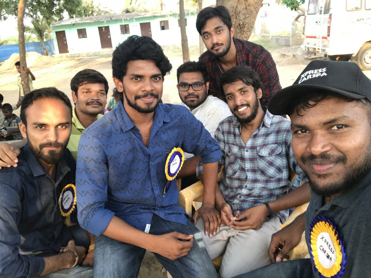 kranthi_vemula's tweet photo. #xpress_carspa #event #throwback2018โค๏ธ
#childrenfoundation
#thanks to all my team and very soon will plan other event to see the happy faces and pure smiles again. @karri_lakshman @vamshipothireddy @mshashankgupta @kosanaanurag @xpress_carspa https://t.co/JbpYd3XpPH