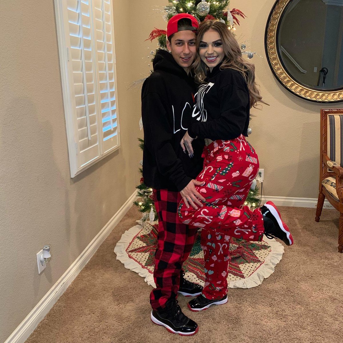 brit_naaayyy's tweet photo. Merry Christmas from us to you ♥️🎄 https://t.co/D5f5YdbZMY