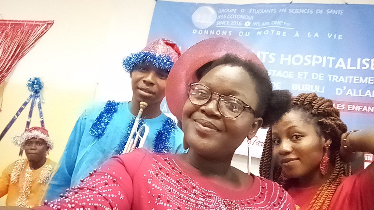 FASSINOUpascal3's tweet photo. Un beau jour pour apporter de la joie dans le coeur de ces enfants.
Il suffit souvent pas de beaucoup pour être heureux.
Noël au Centre de diagnostic et de traitement de l'ulcère de Buruli et a l'hôpital de zone  D'ALLADA.
Un grand merci a #WEAREONE
#RIGHTTOSAVE https://t.co/YkEUk2VUD7