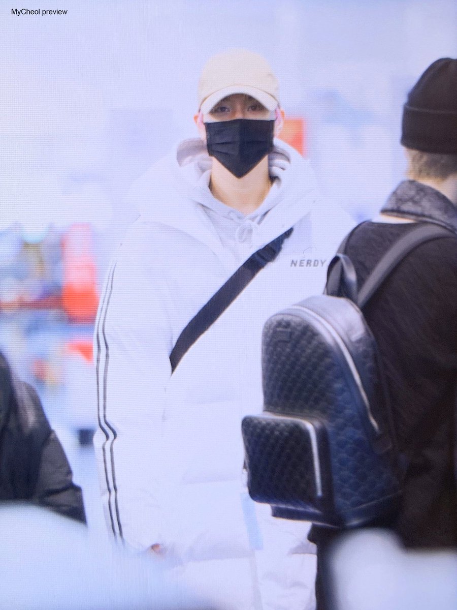 jwc960112's tweet photo. 191226 MYst HND 출국
preview
#MYst #마이스트 #원철 #정원철 #WonCheol #マイストゥ #ウォンチョル #SHOWBOX @5MY_st @Onefe112 https://t.co/N2dGc4gBlh