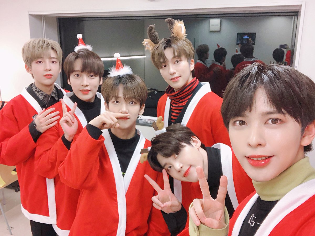 snuperofficial's tweet photo. [#포스트] [스누퍼] 6산타가 준비한 크리스마스 선물 찾아가세요~☆★☆
▷https://t.co/jzTT3OpxKd

#스누퍼 #SNUPER
#태웅 #수현 #상일 #우성 #상호 #세빈
#메리크리스마스 #크리스마스
#MerryChristmas #HappyNewYear https://t.co/a0HcaO8z1t